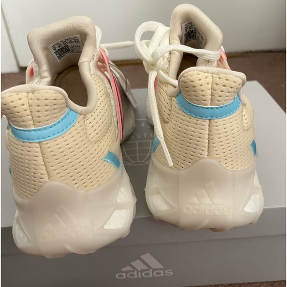 Adidas Ultraboost Web DNA US 9 size - Picture 5 of 6